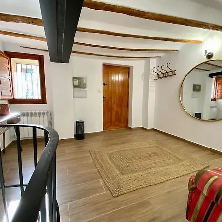 Sol Casa Con Cueva Privada Y Vistas A La Iglesia Holiday home Requena